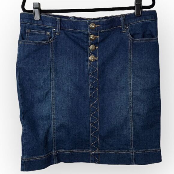 Style & Co Jeans Pencil Skirt with button closure women's size 14 Blue denim - Picture 1 of 6